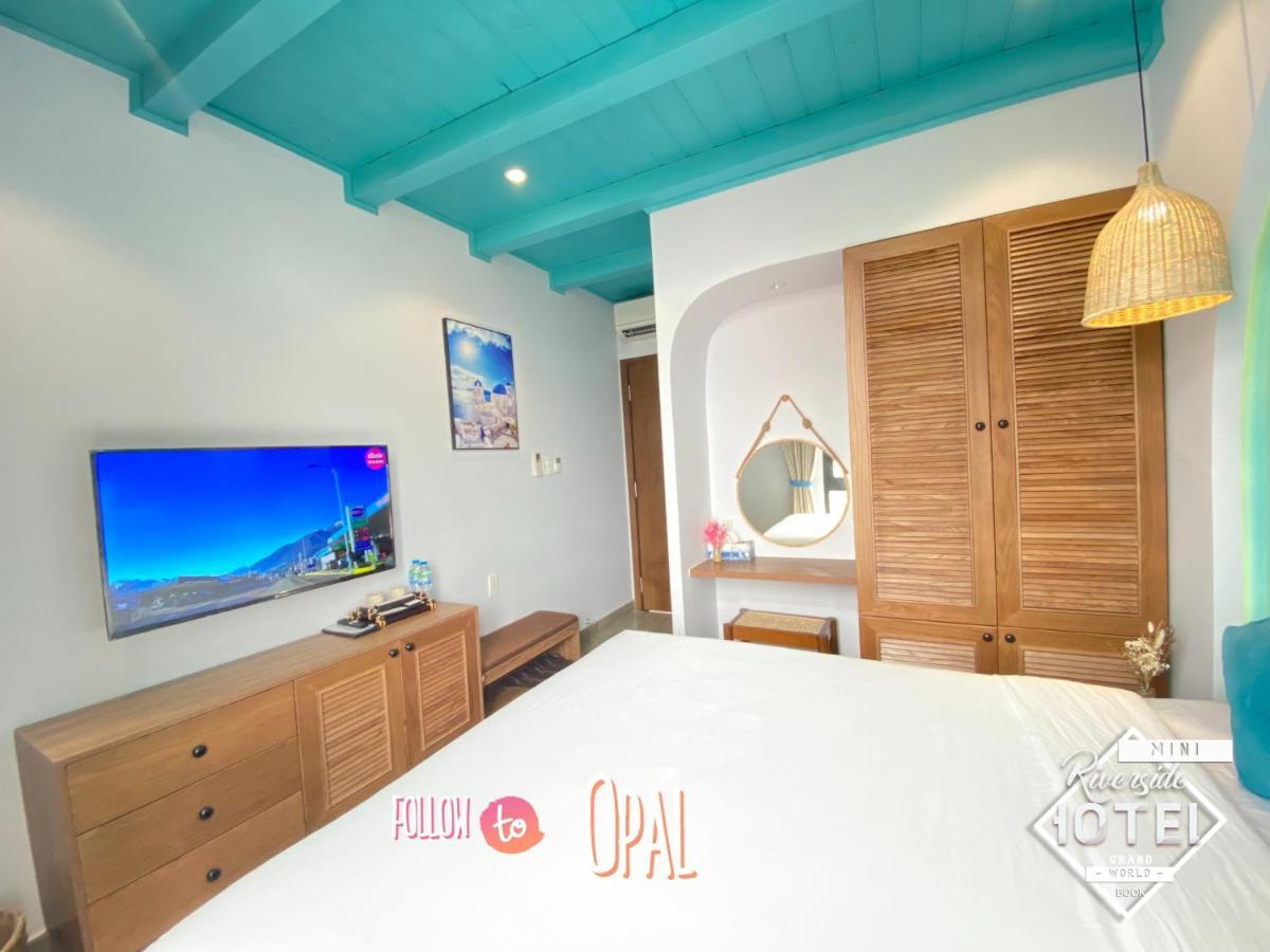 Riverside Mini Hotel Grand World Дуонг-Донг Экстерьер фото