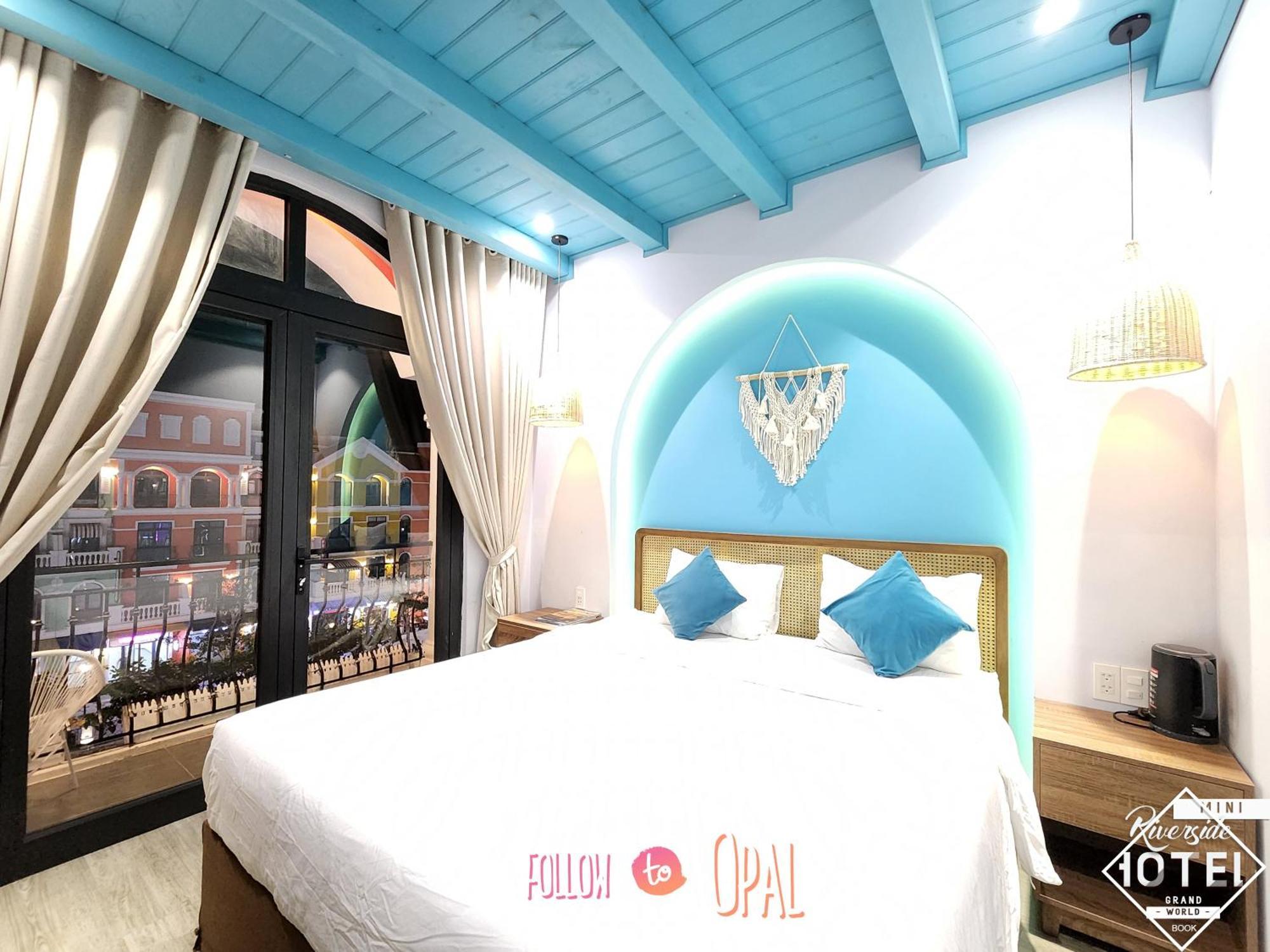 Riverside Mini Hotel Grand World Дуонг-Донг Экстерьер фото
