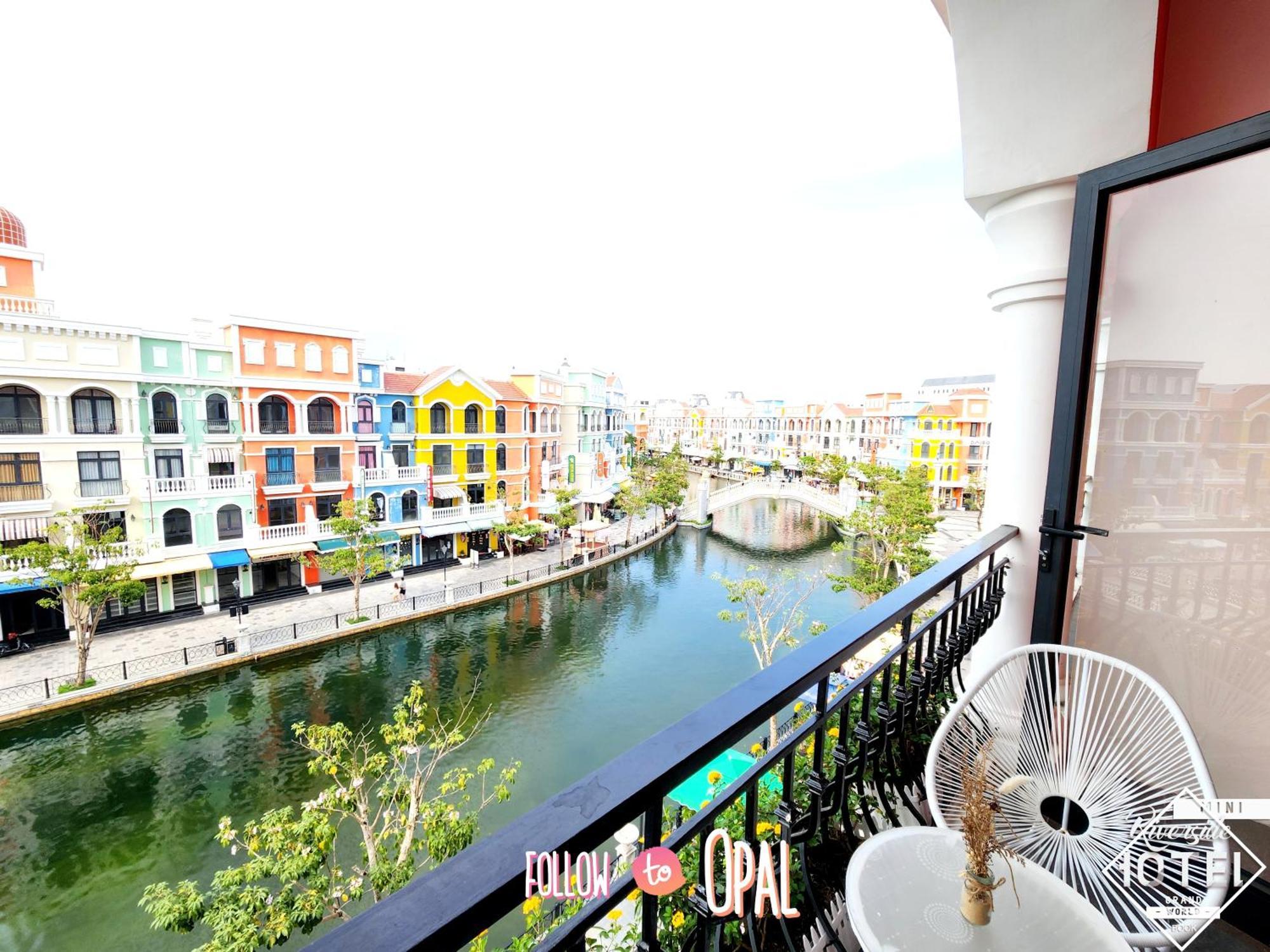 Riverside Mini Hotel Grand World Дуонг-Донг Экстерьер фото